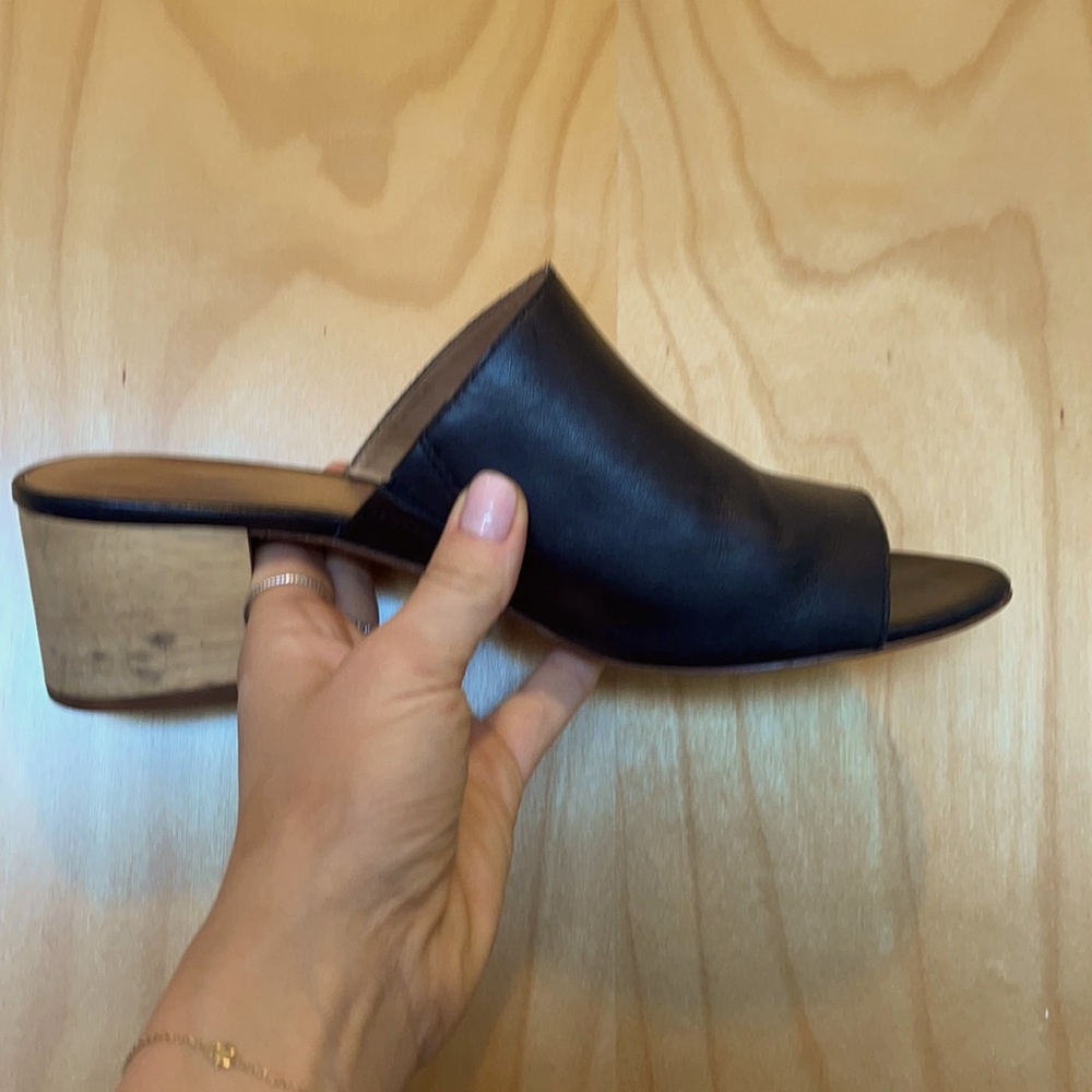 Madewell mule - black with wood heel